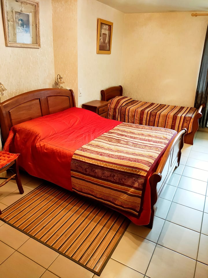 Dhomë gjumi 1