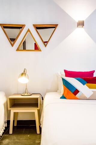 Luxury & Safety House in Roma – Ideal for Big Groups and Families gallery image 4