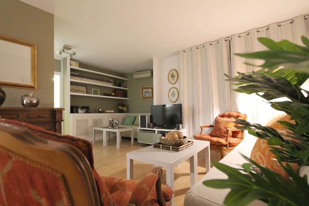 SALON