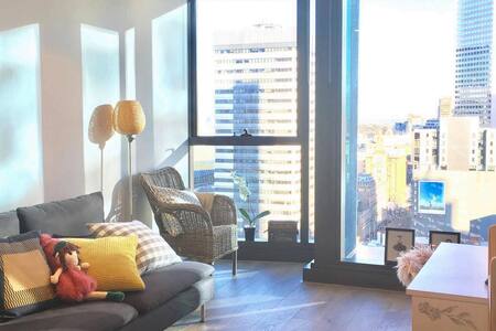 Apartment 1707