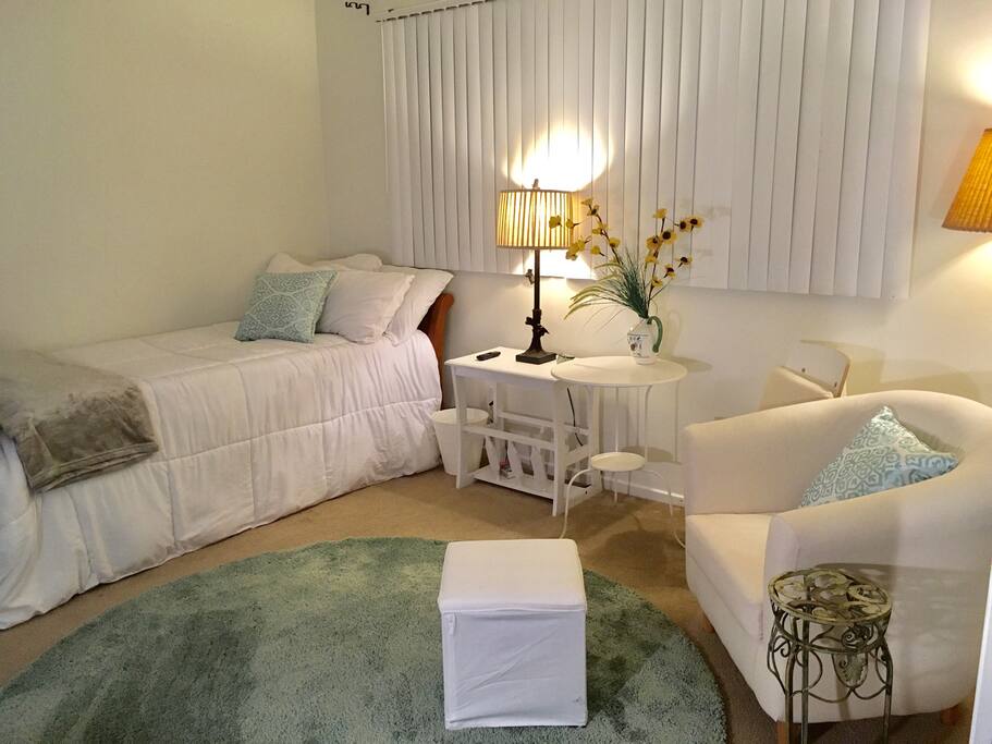 Airbnb Can I Rent My Room To Females Only Airbnb Can I Rent My Room To Females Only