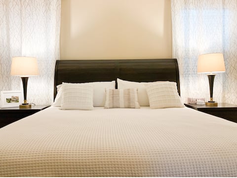 The Overbrook - A Luxury Private Apartment