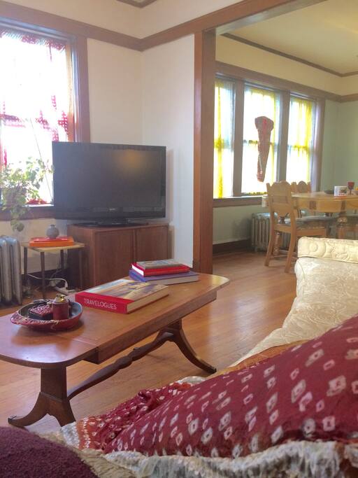 living/dining room view