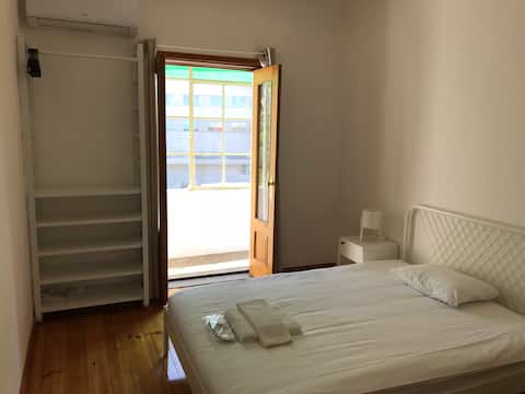 Optown - Room 2b / private room in apartment