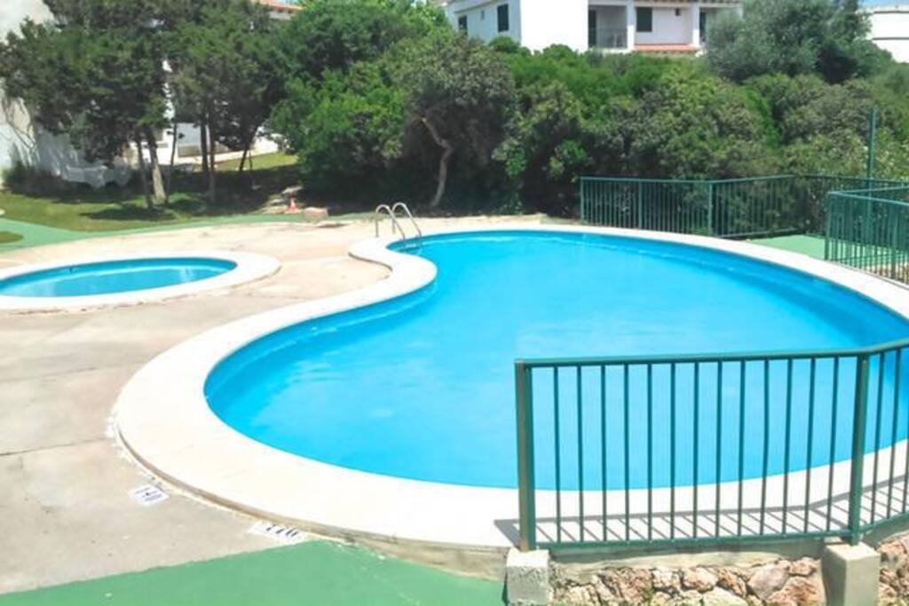 Piscinas del recinto