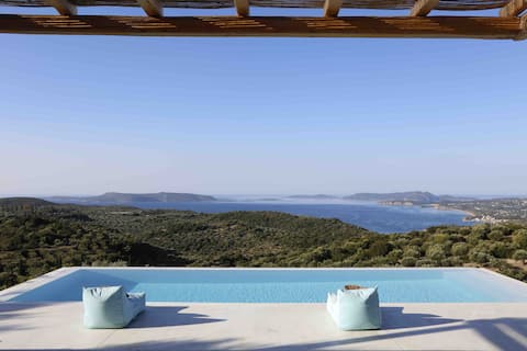 Stunning villa, complete tranquility