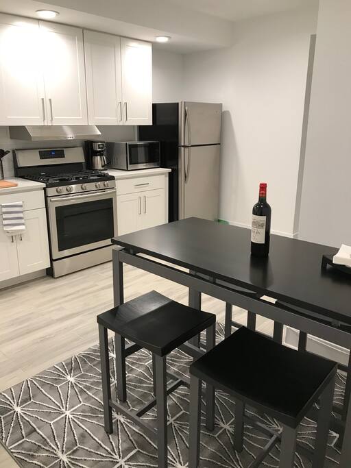 Kitchen dining area