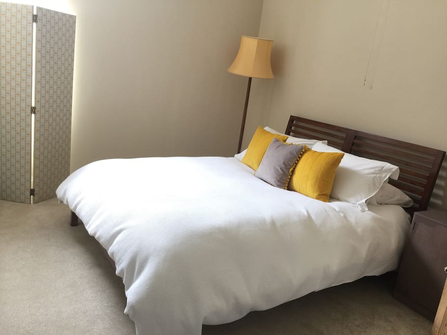 Bed 2: Lime White