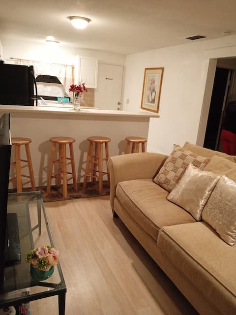 Top performing Airbnb: Springs Bungalow in Sulphur Spring