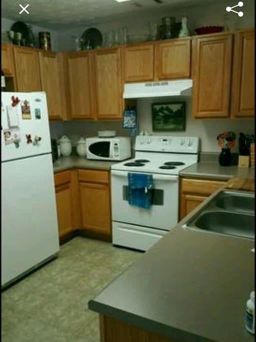 Fully equipped kitchen
