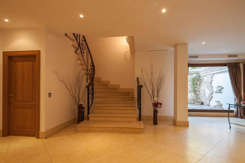 Hall