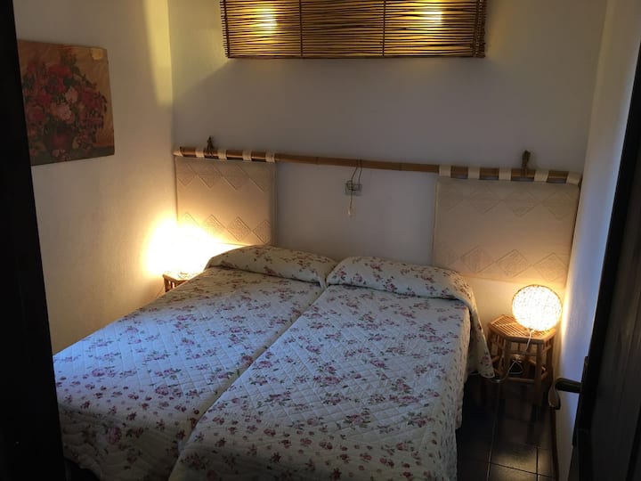 Casa Residenziale Con Giardino - Arzachena