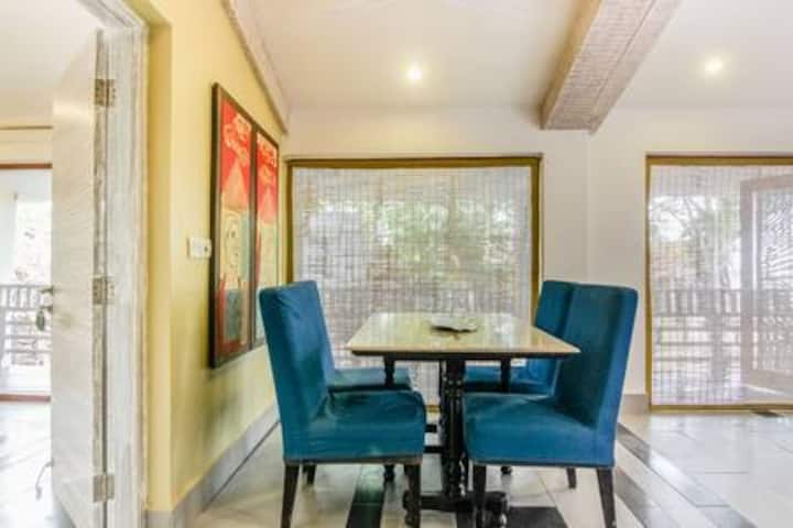 Living room image 2