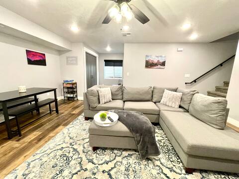 2 bdrm Apt w/ ZERO Cleaning fees for short stays