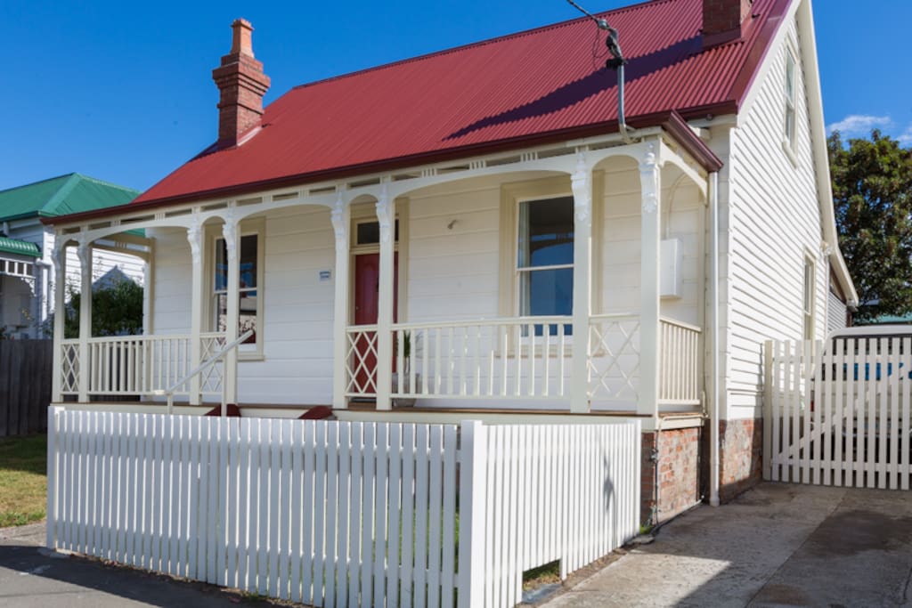 Brampton Cottage Houses for Rent in North Hobart, Tasmania, Australia