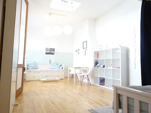 Zentrale Gästeunterkunft mit separatem Eingang