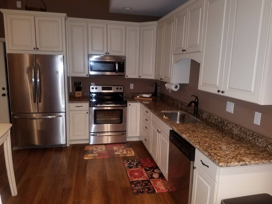 Full Kitchen