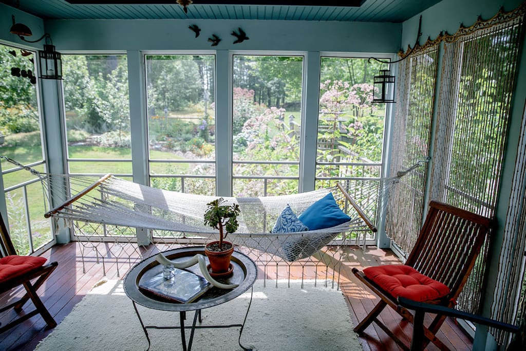 African themed screened porch