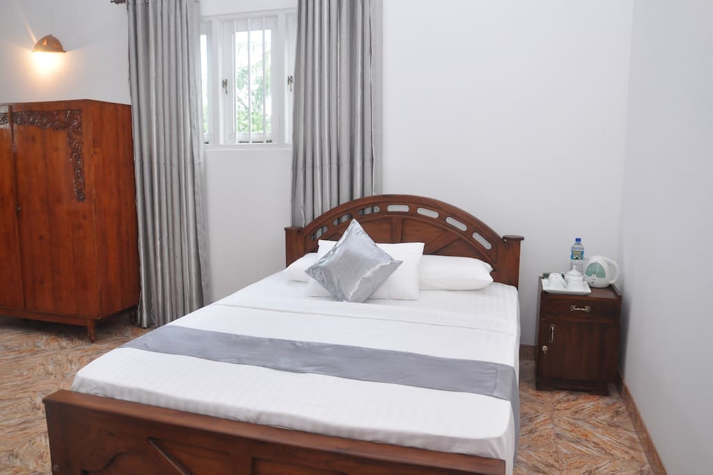 A/C Deluxe Double Room 1