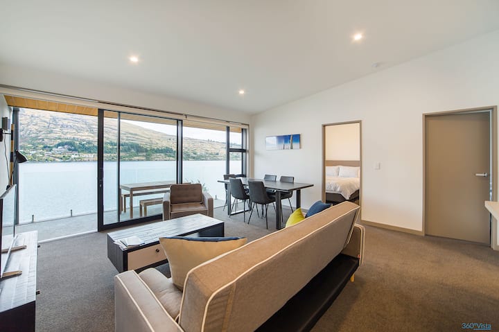 Atalante - Lakefront Location With Stunning Views - Queenstown
