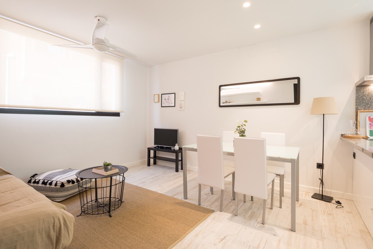 Top performing Airbnb: Pedregalejo, Malaga,  Estropada 2 in Pedregalejo