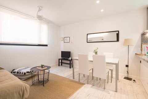 Top performing Airbnb: Pedregalejo, Malaga, Estropada 2 in Pedregalejo