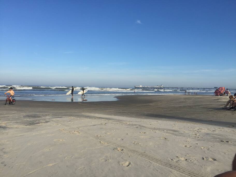 Praia de Atlântida, 250m do apartamento. Tudo plano