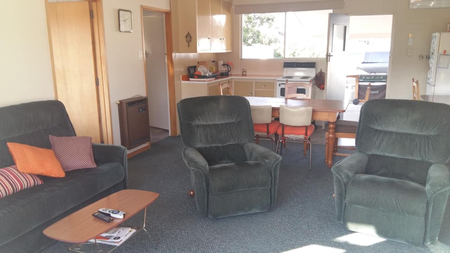 Clydethyme - A Quintessential Kiwi Holiday House. 4