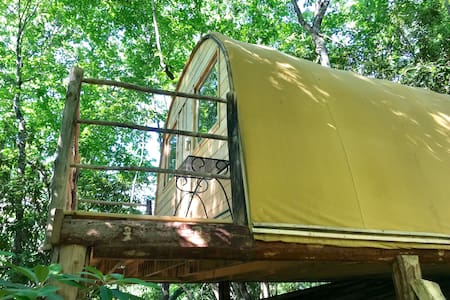 The Roost- A tiny home in the Blue Ridge Mountains
