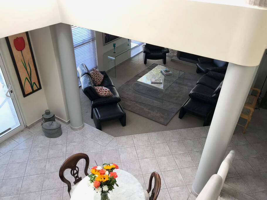 Entrance-Downstairs