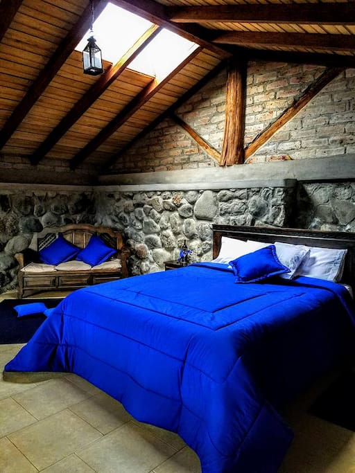 La hermosa habitación azul