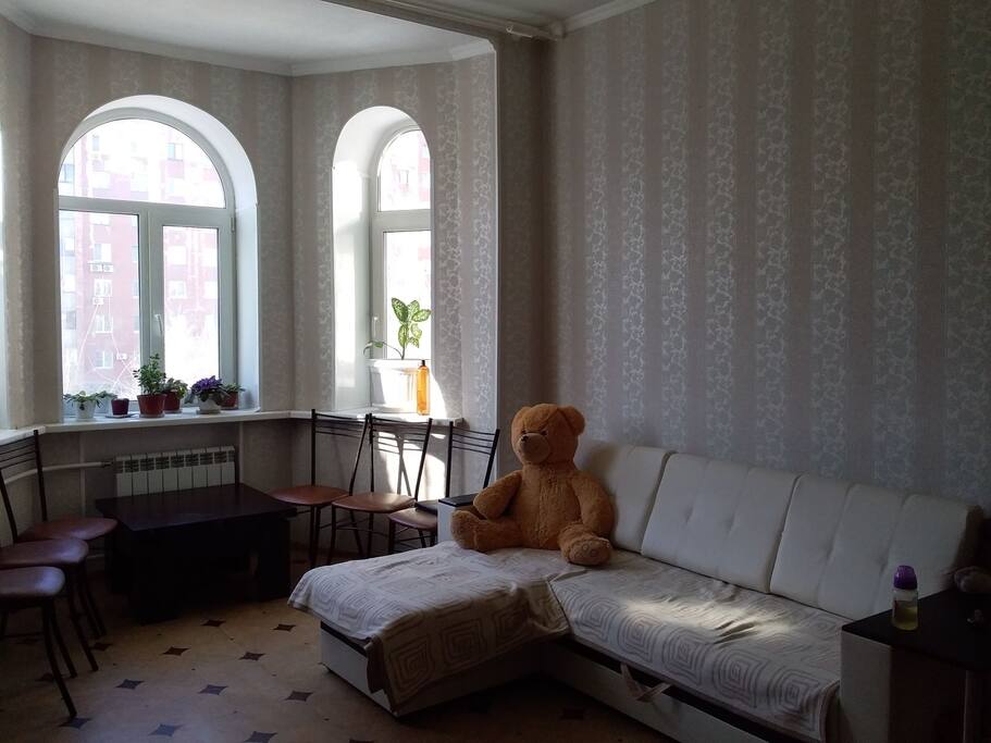 Гостинная справа