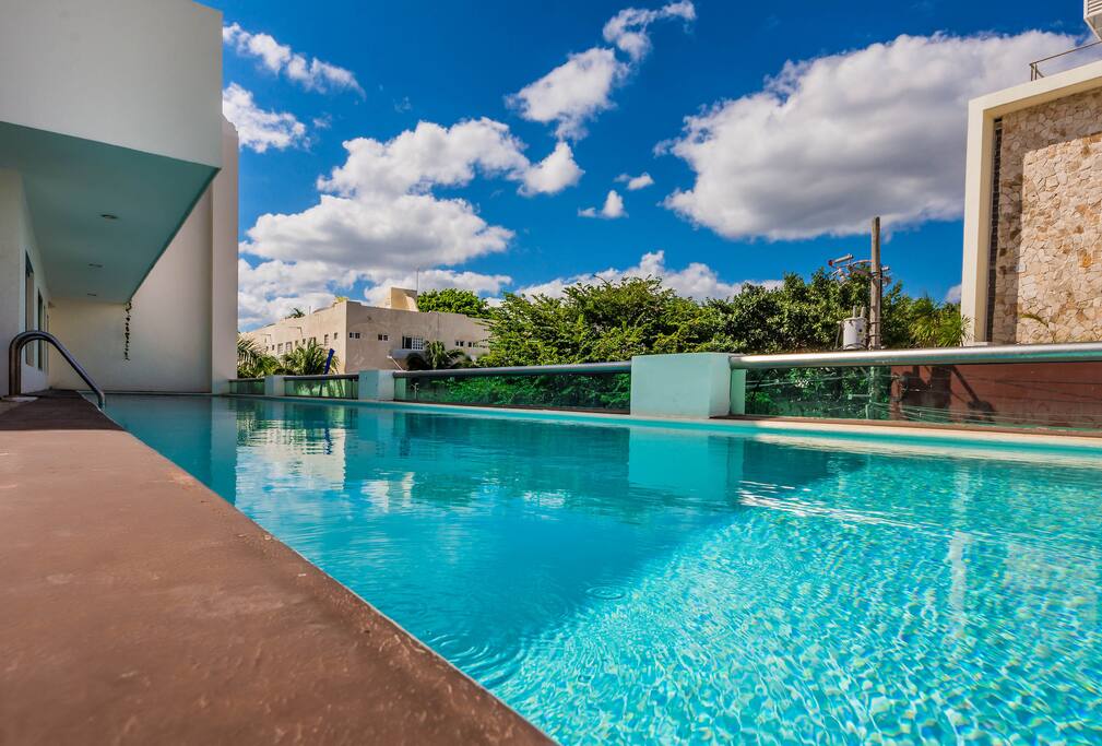 20 Meter Lap Pool