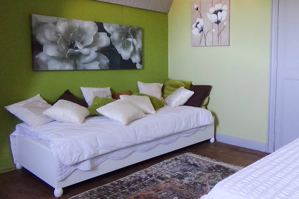 Chambre verte(ens. familial)