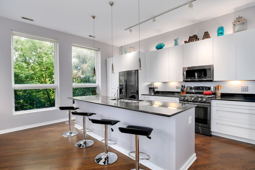 Main Floor Kitchen