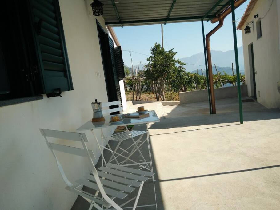 Entries to Maria's house (L) and Valentino's house (R)