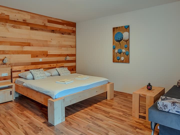 غرفة النوم 1