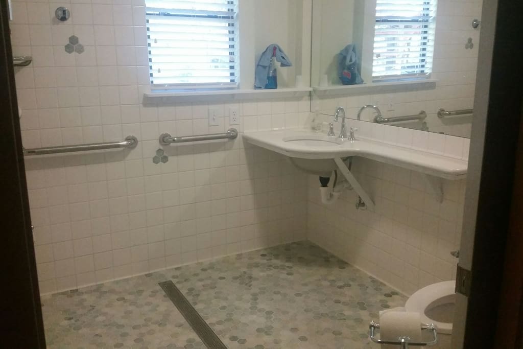 The privet European style bathroom
