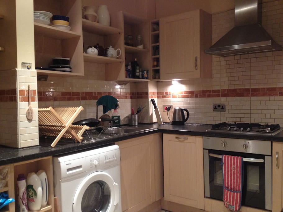 The kitchen, fully equipped