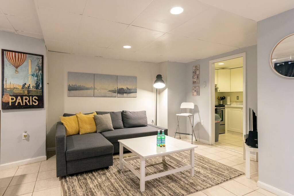 Living room with a sofa that converts to a sofa bed (fits 2 guests)