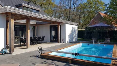 Beachfront Villa with heated pool and Sauna Villa