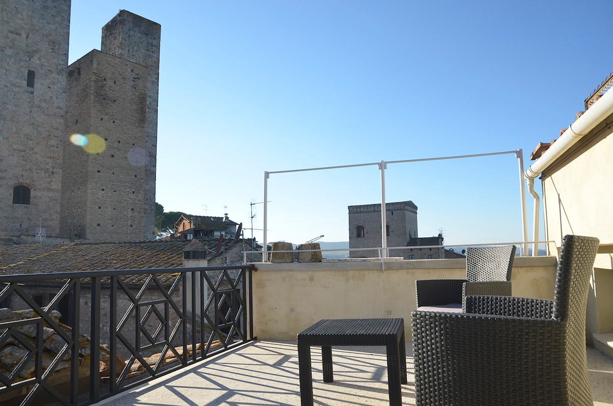Annuncio Airbnb popolare: S.M."Vicolo dell 'Oro" luxury apartment a San Gimignano