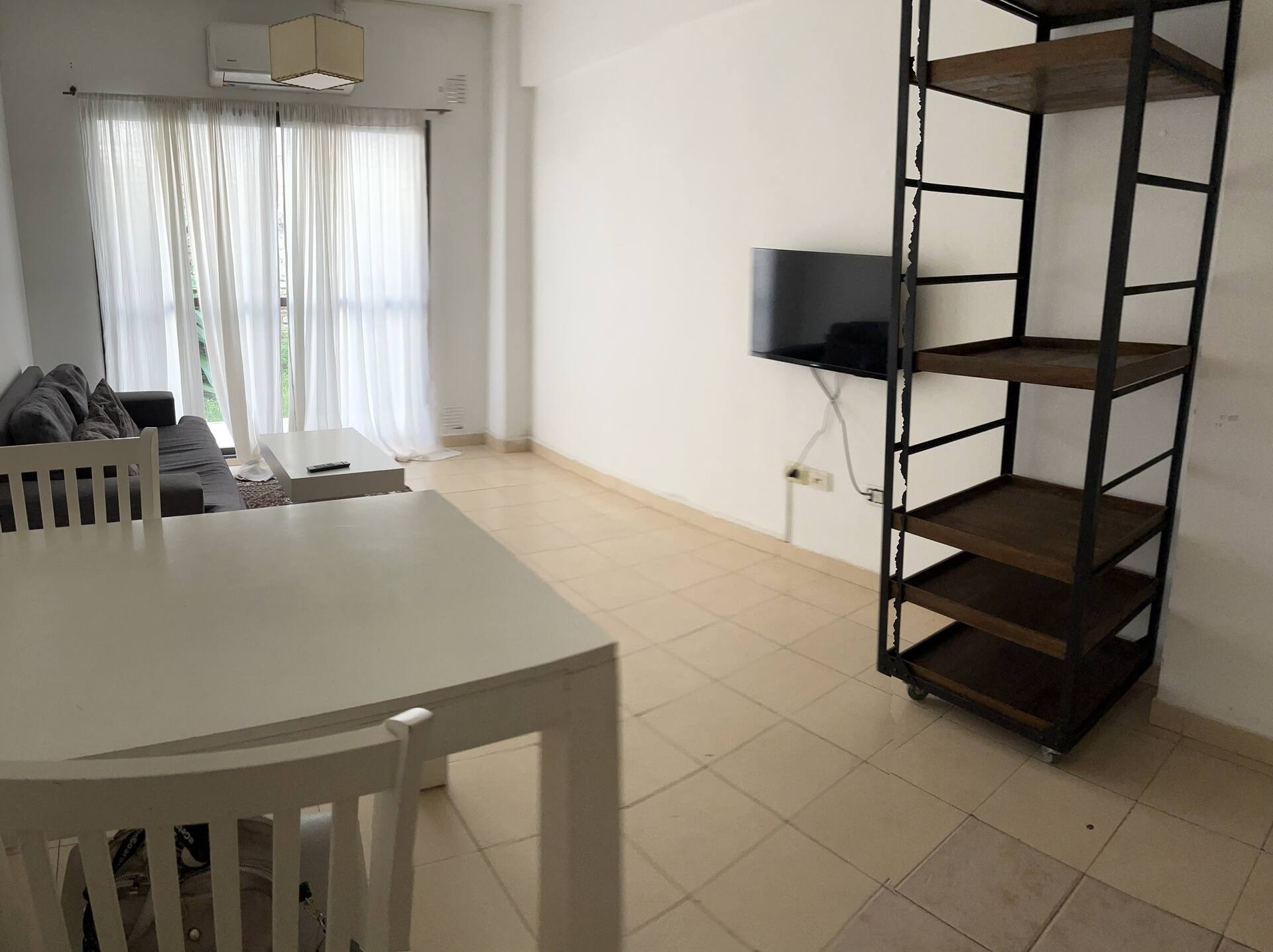 Apartamento de 1 quarto com pátio em Villa Urquiza
