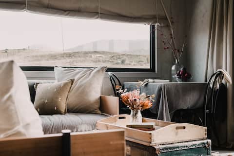 Top Airbnb: * DREAM CABIN HIDEAWAY * Wood Stove * PETS WELCOME in Crackenback