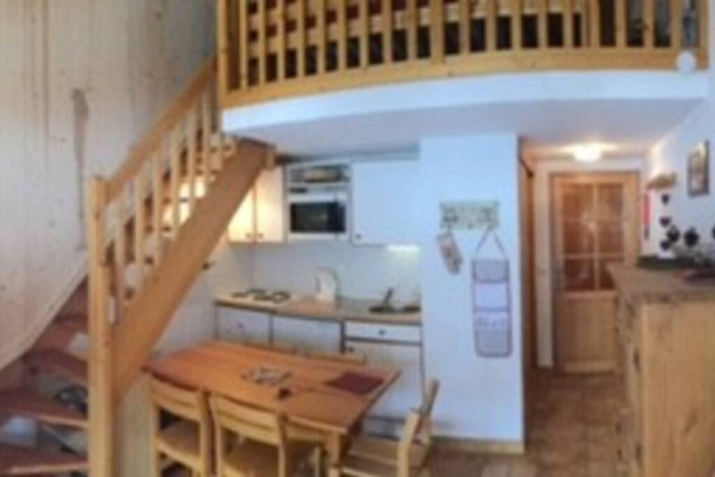 Kithcne and dining area