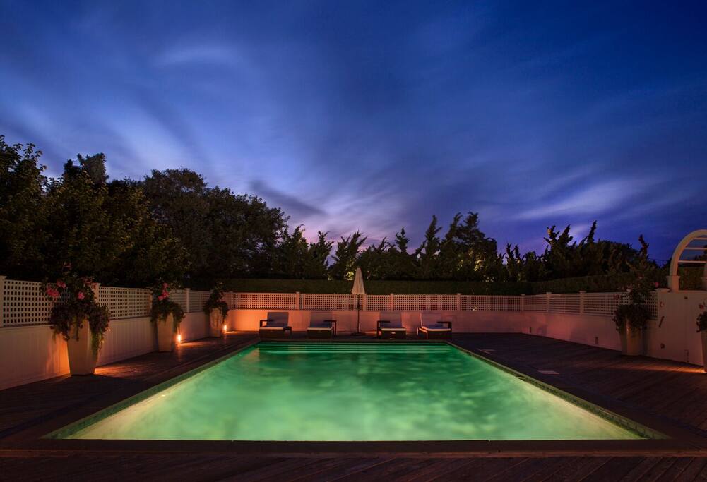 Gunite heated swimming pool
