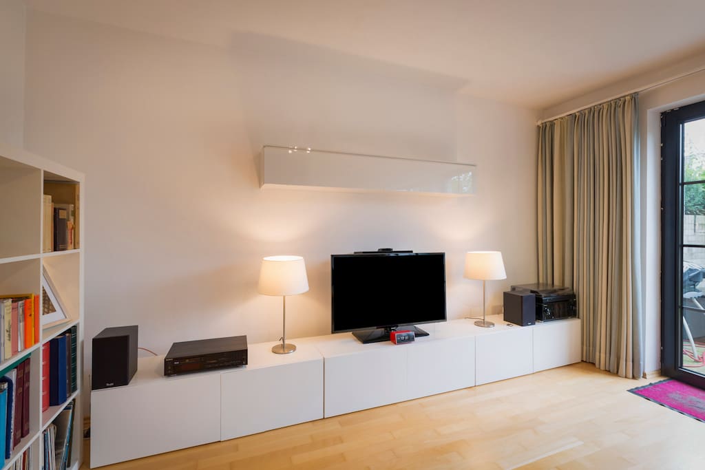TV im Wohnzimmer