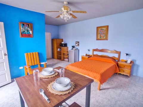 Charming Studio near Xunantunich Ruins!
