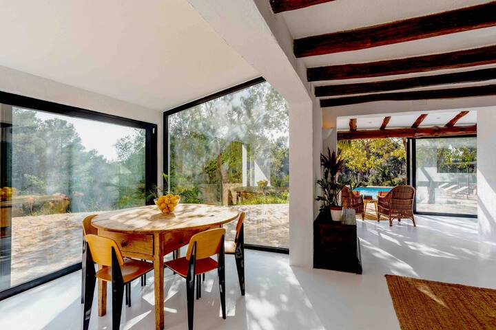 Forest Villa next to the Sea gallery image 4