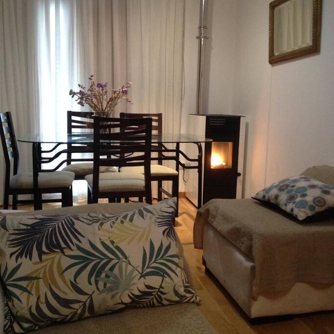 Chimenea de Pellets en Salon Comedor